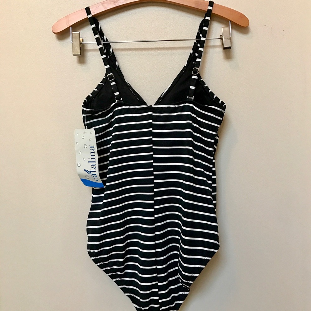 🎊💲⬇️🎊NWT Black & White stripe bathing suit - Picture 2 of 3